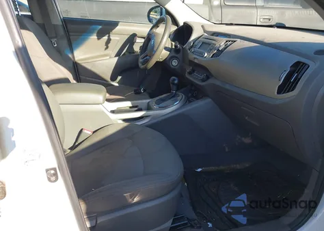 2016 Kia Sportage Lx z USA, uszkodzony, nr VIN KNDPB3AC5G7880178